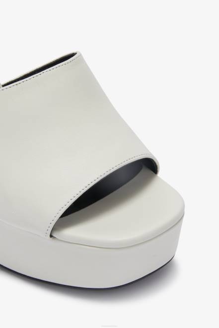 Women Ermanno Scervino White Platform Sandals 424R169